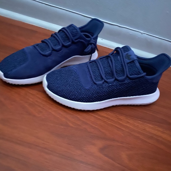 NIKE SNEAKERS - Picture 1 of 4